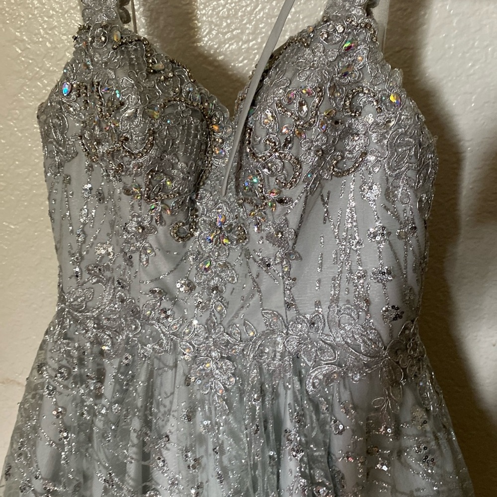 Small quince damas dress
